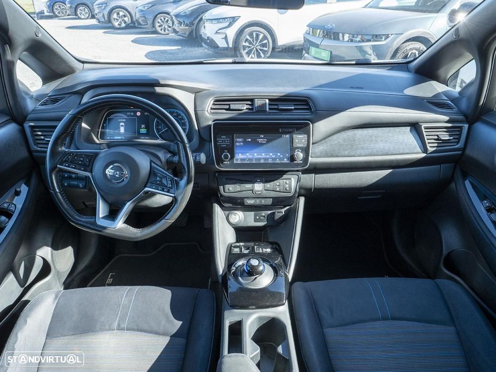 Nissan Leaf 40 kWh N-Connecta - 26