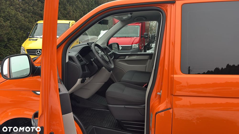 Volkswagen Transporter - 10