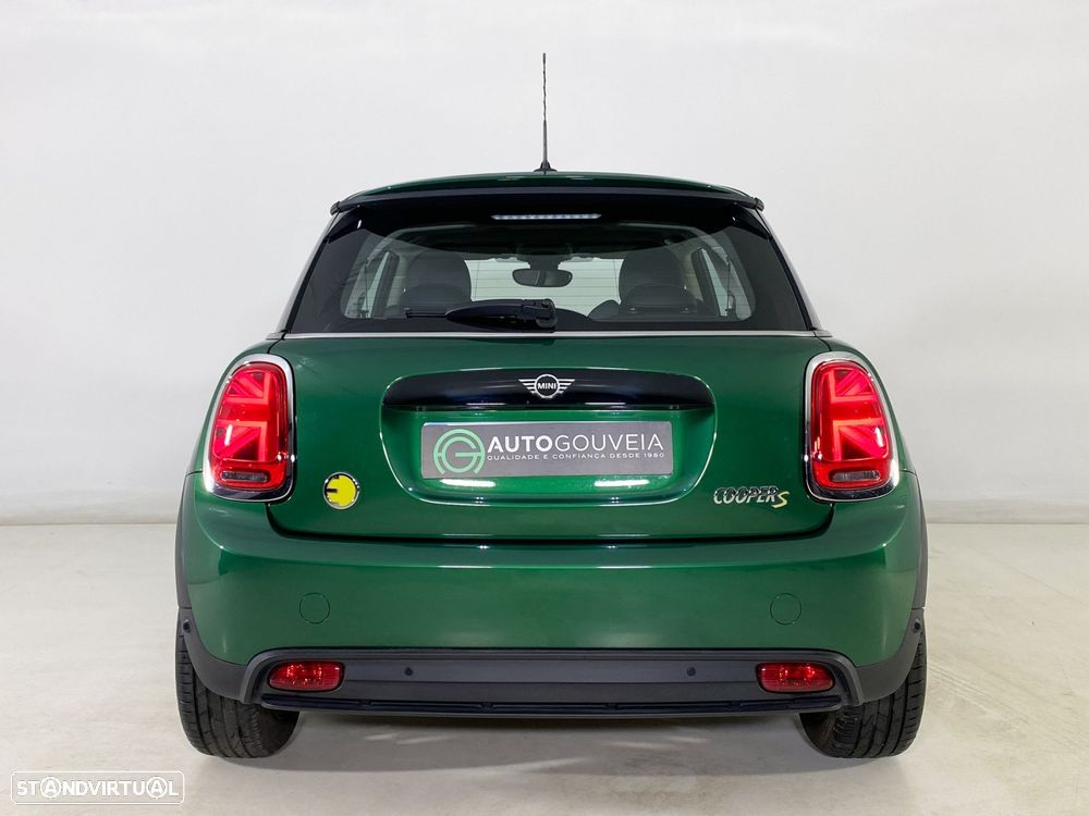 MINI 3 Portas Cooper SE Essential - 6