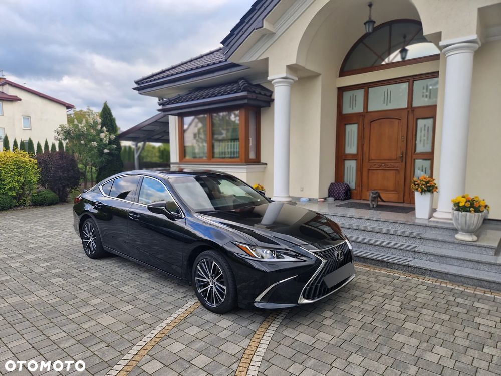 Lexus ES - 20