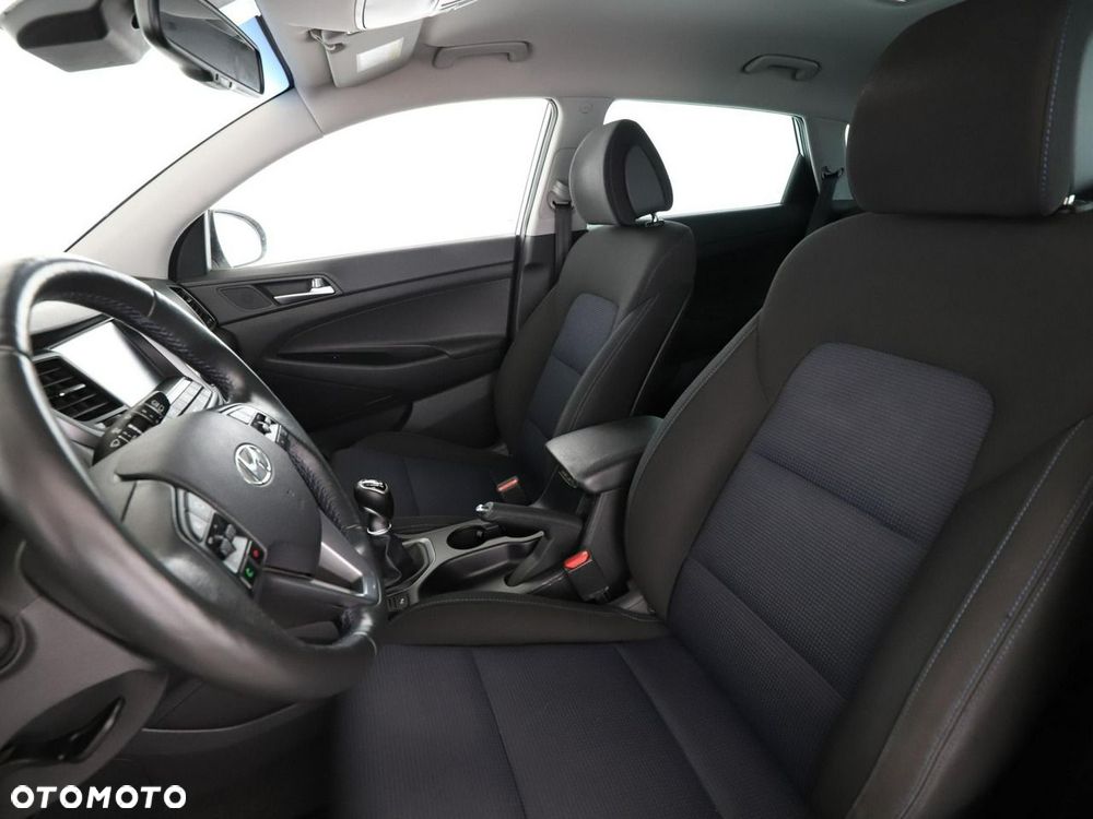Hyundai Tucson 2.0 CRDI Comfort 4WD - 14