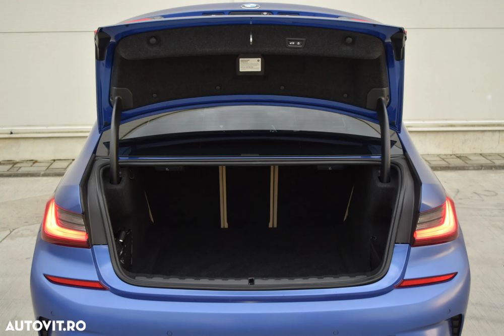 BMW Seria 3 340i AT M Sport Shadow - 39