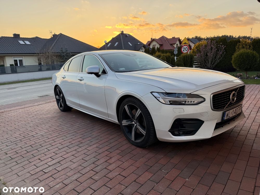 Volvo S90 D5 AWD R-Design - 4