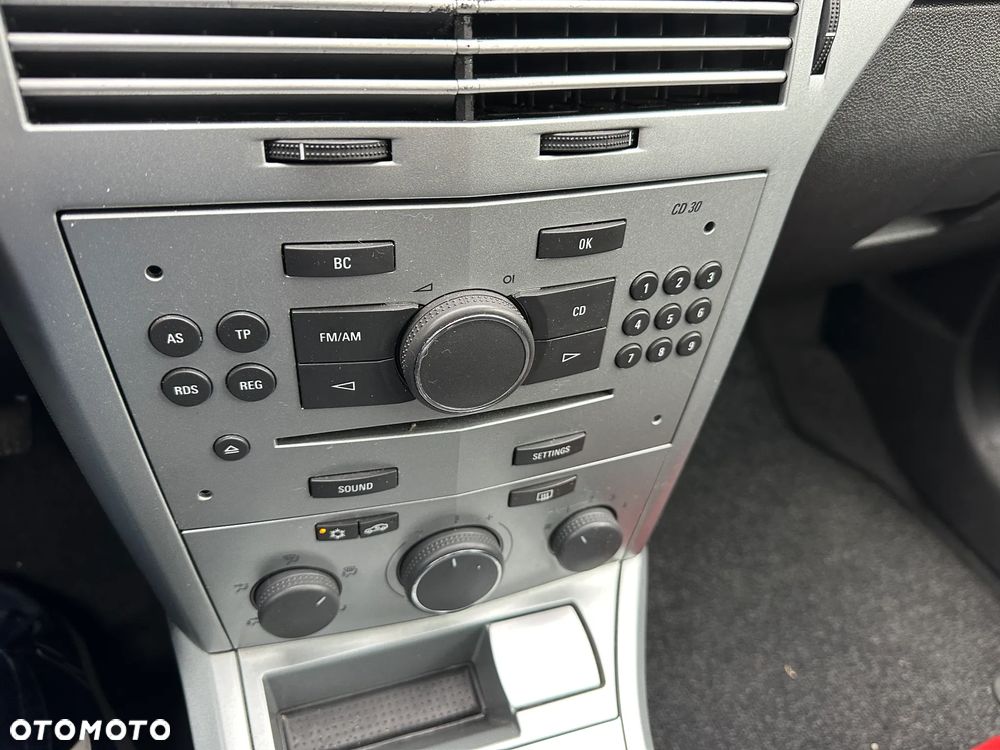 Opel Astra 1.7 CDTI DPF Design Edition - 19