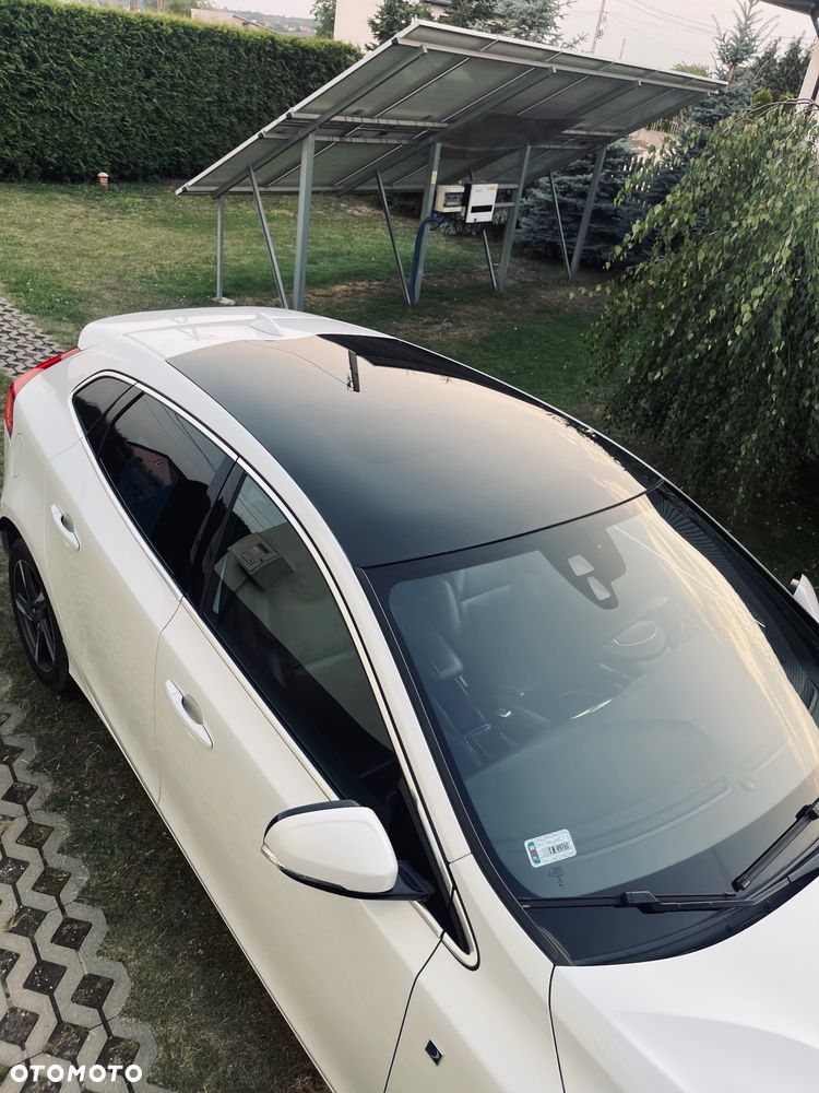 Volvo V40 D2 Drive-E Ocean Race - 3