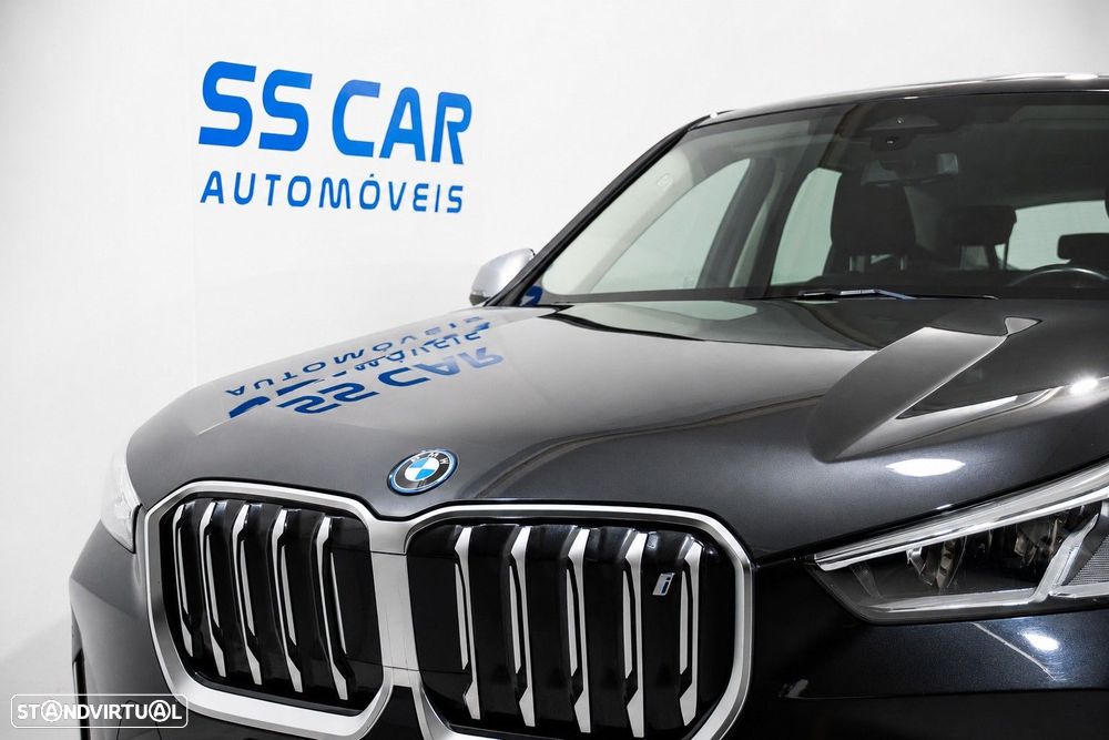 BMW iX1 xDrive30 xLine - 3