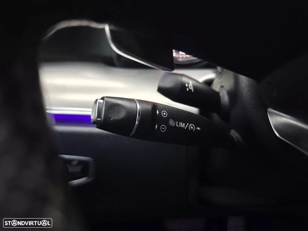 Mercedes-Benz E 220 d 9G-TRONIC AMG Line - 33