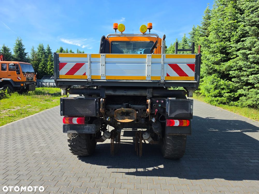 Unimog U527 - 8