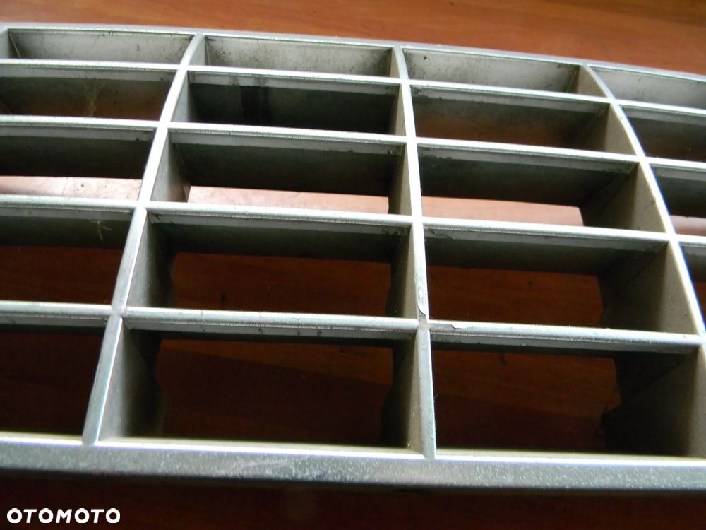 atrapa OPEL SENATOR B - 7