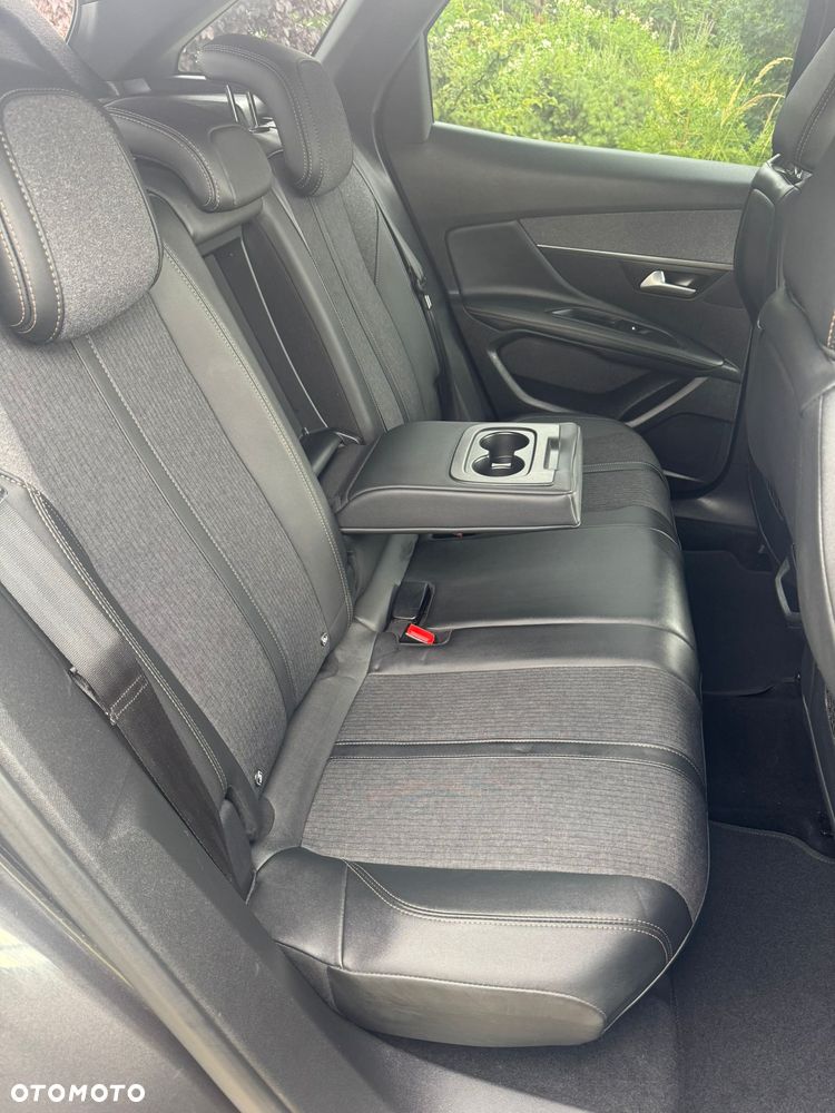 Peugeot 3008 1.5 BlueHDi GT S&S - 19