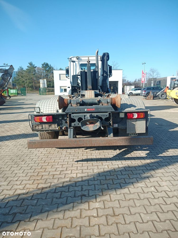 Mercedes-Benz Arocs - 6