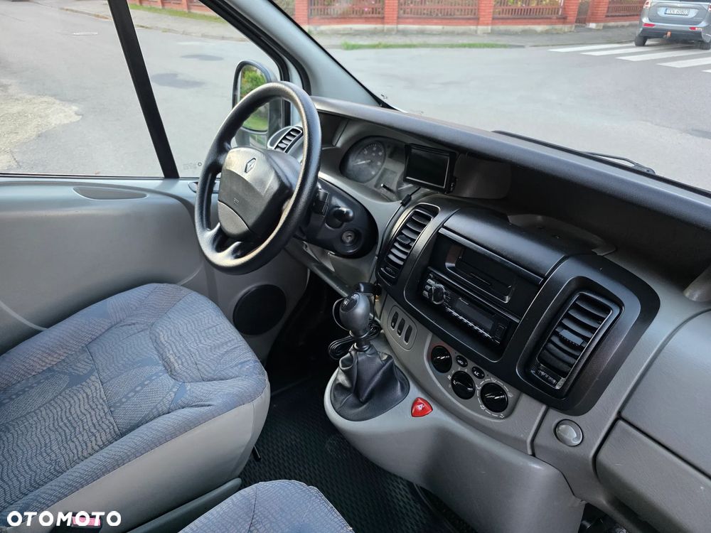 Renault Trafic - 20