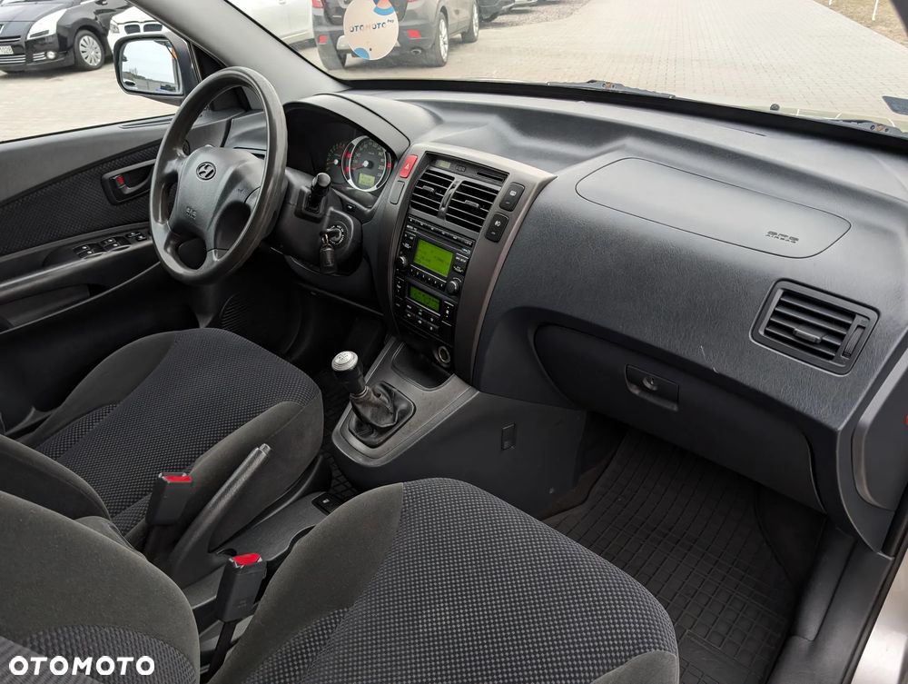 Hyundai Tucson 2.0 4WD GLS - 33