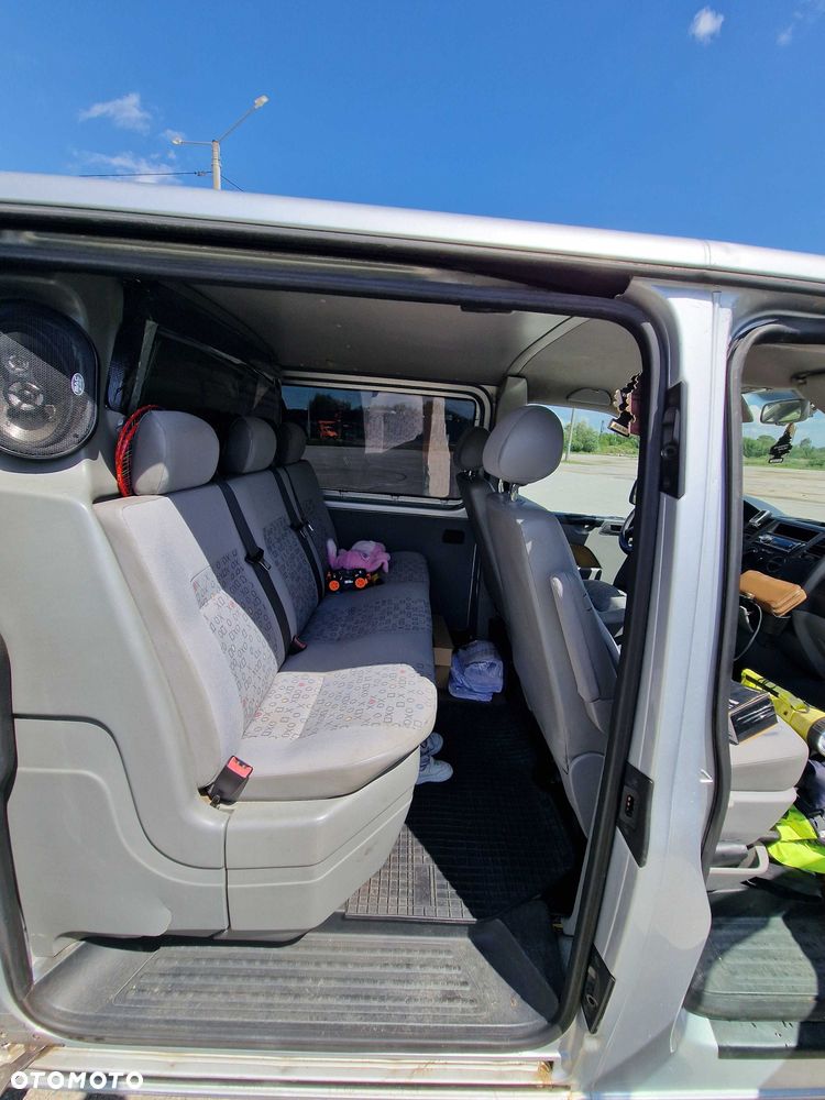 Volkswagen Transporter - 4