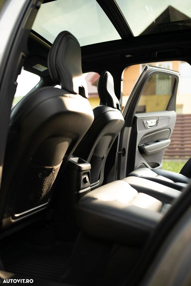 Volvo XC 60 - 8