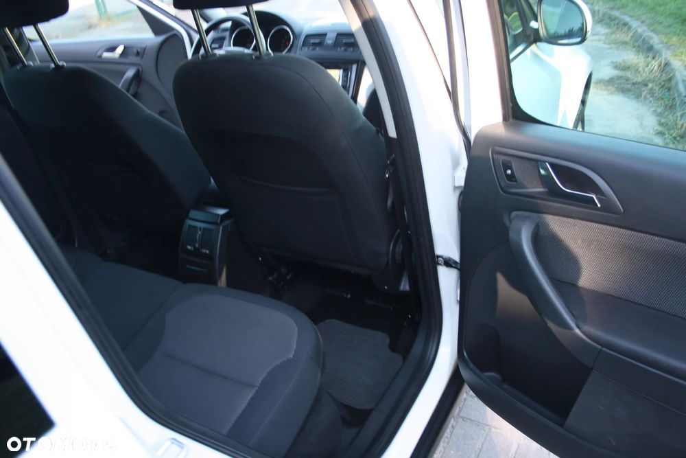 Skoda Yeti 2.0 TDI Elegance PLUS EDITION - 17