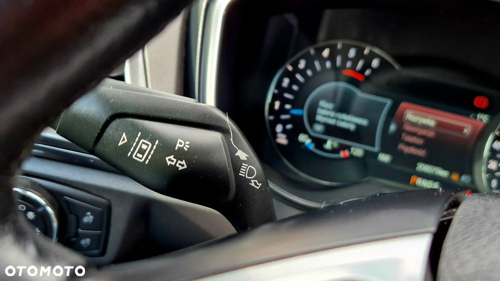 Ford Mondeo 2.0 EcoBlue Titanium - 29