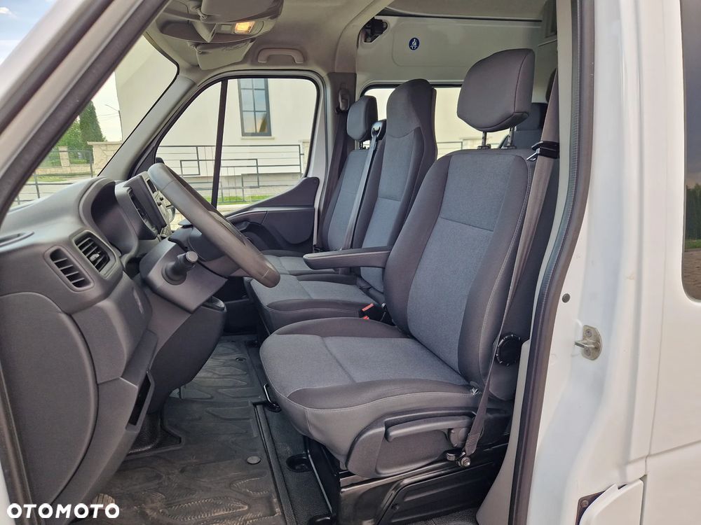 Renault Master Brygadowy Osobowy Furgon Krajowy 1 Wł - 18