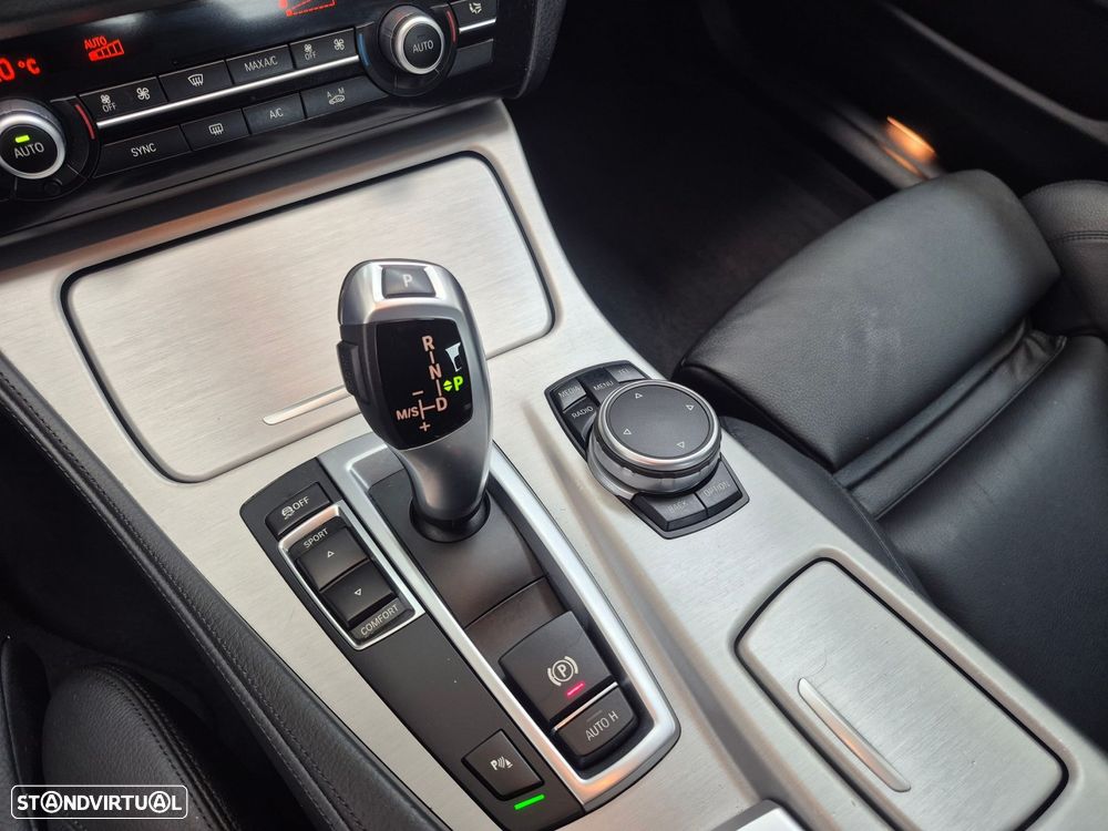 BMW 518 d Line Luxury Auto - 15