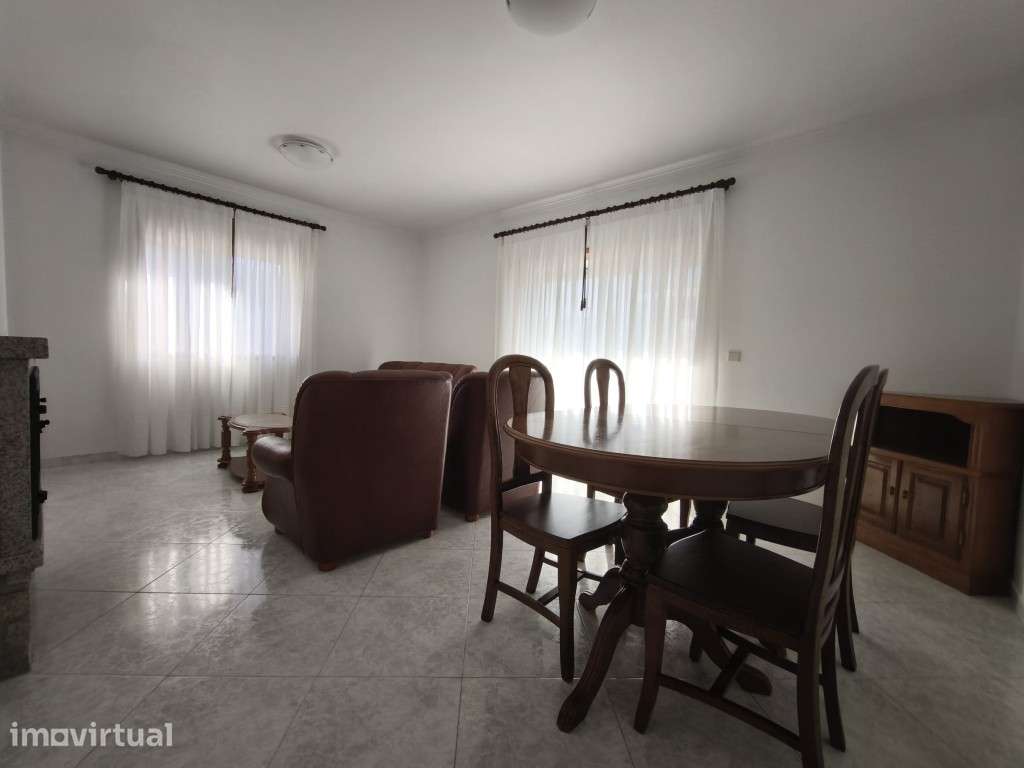 Apartamento T2 mobilado e equipado em Monserrate - Grande imagem: 3/24