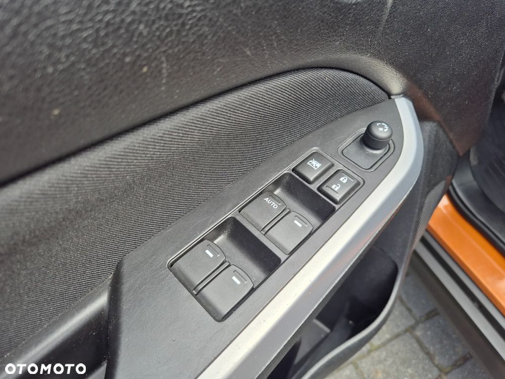 Suzuki Vitara 1.6 (4x4) Allgrip Comfort - 17