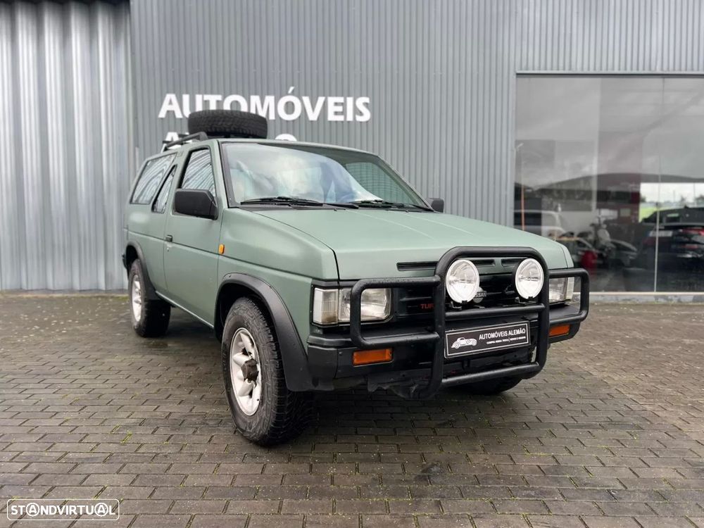 Nissan Terrano - 3