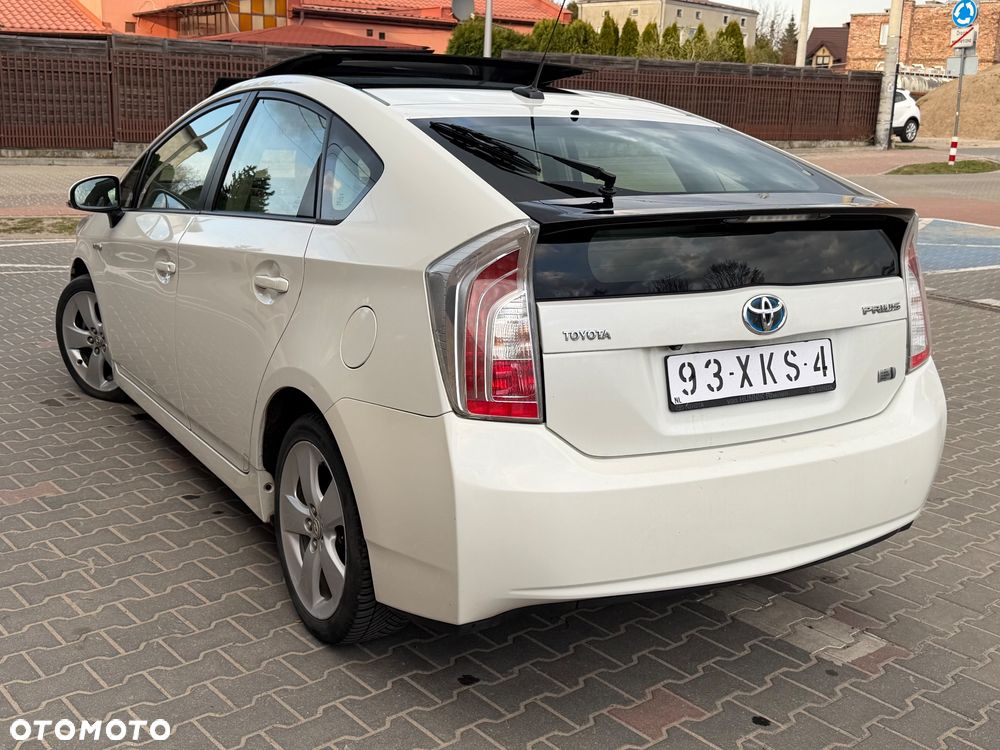 Toyota Prius 1.8 HSD Premium - 5