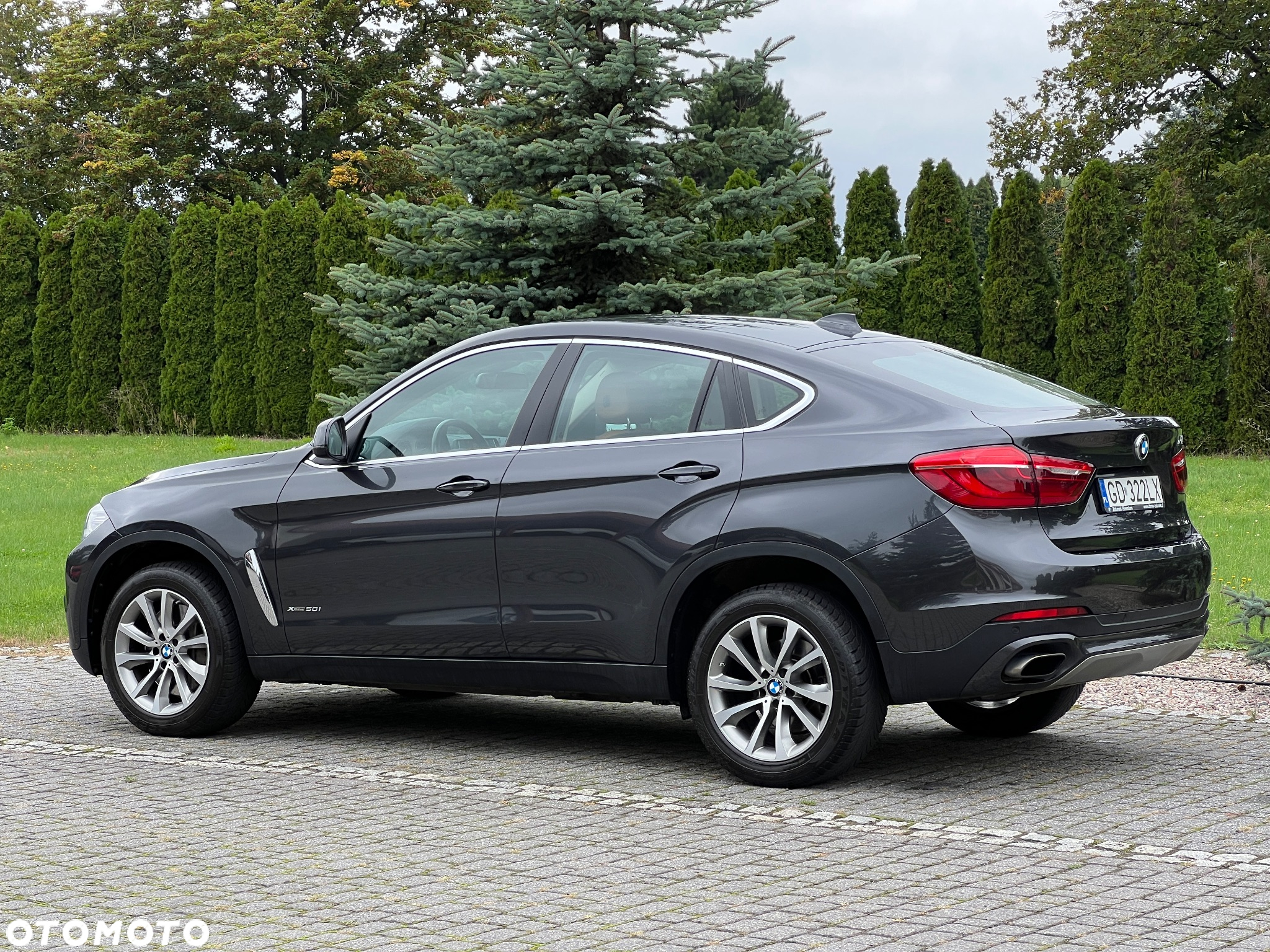 BMW X6 xDrive50i - 4