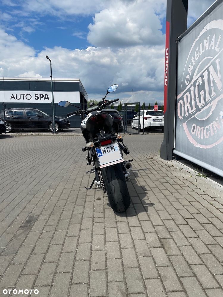 Yamaha MT - 12