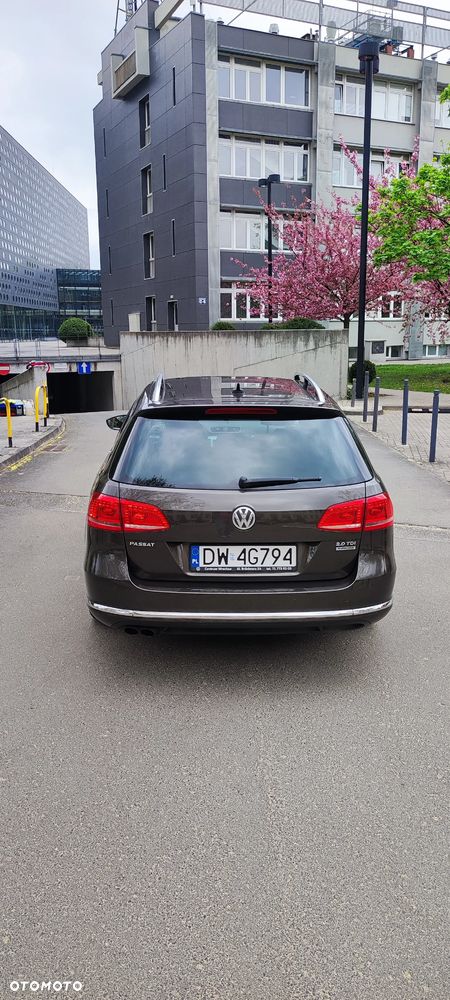 Volkswagen Passat Variant 2.0 TDI BlueMotion Technology Highline - 6