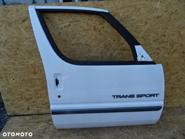 DRZWI PRAWY PRZÓD PONTIAC TRANS SPORT NR799 - 1