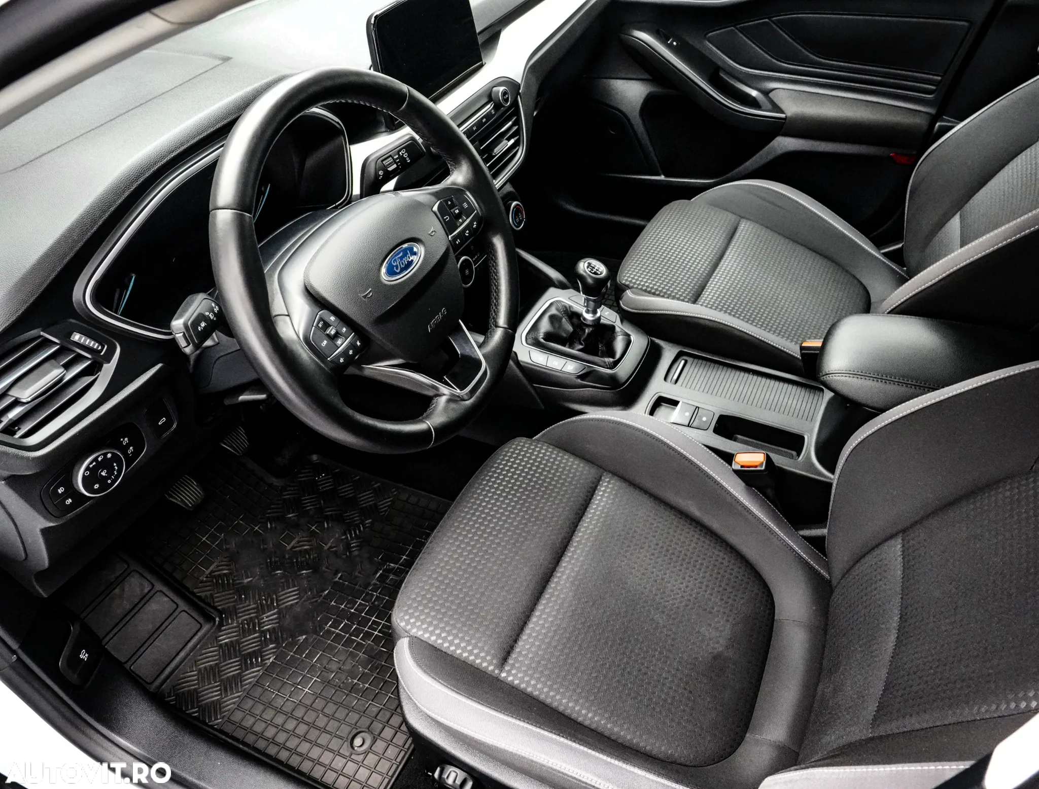 Ford Focus 1.5 EcoBlue Titanium Business - 12