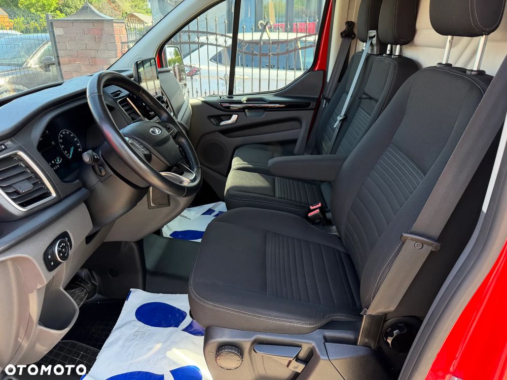 Ford TRANSIT CUSTOM - 8