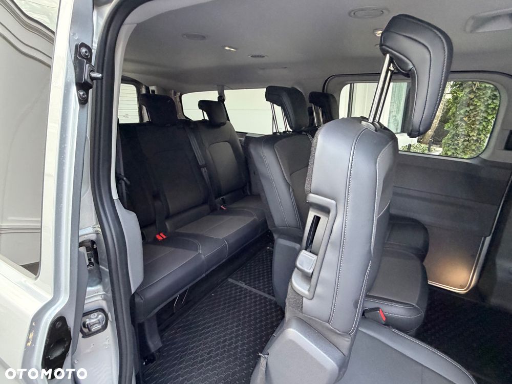 Volkswagen Caravelle 2.0 TDI L1 - 16