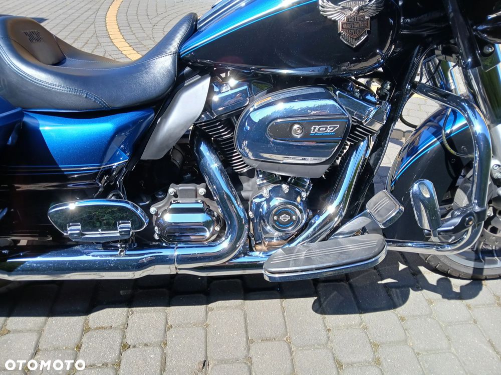 Harley-Davidson CVO Street Glide - 9