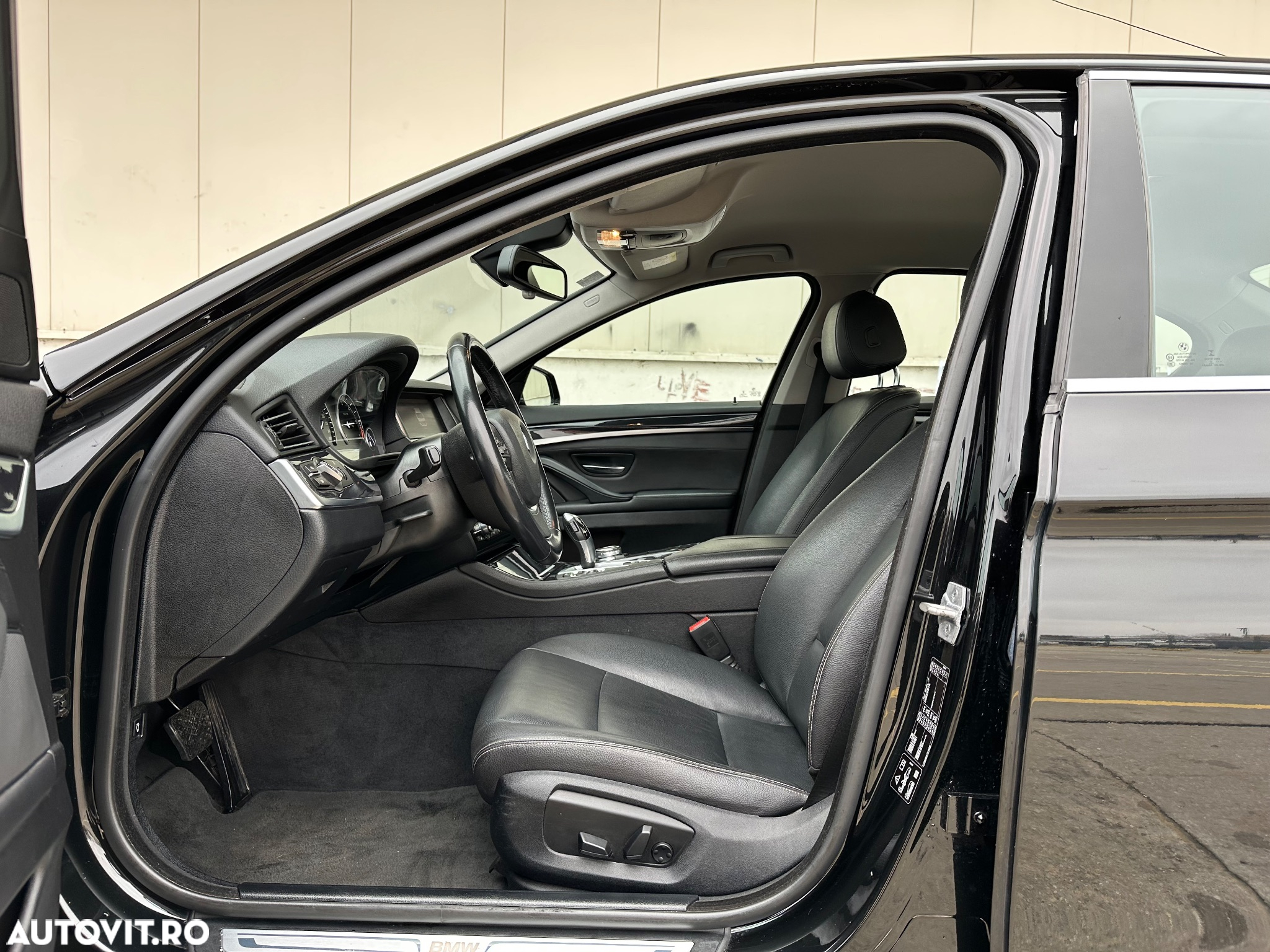 BMW Seria 5 520d xDrive Aut. Luxury Line - 6