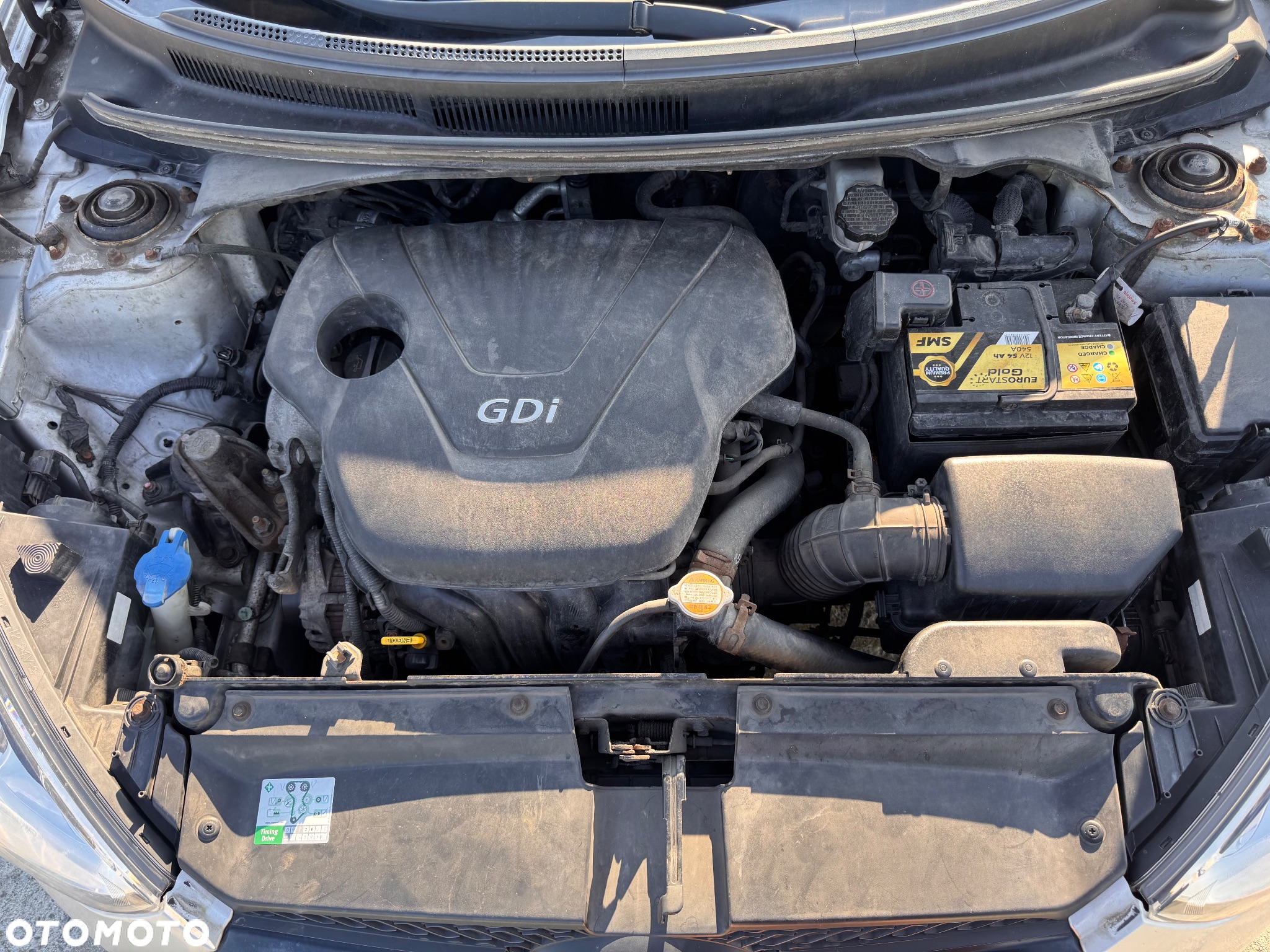 Hyundai Veloster 1.6 GDI Comfort - 23