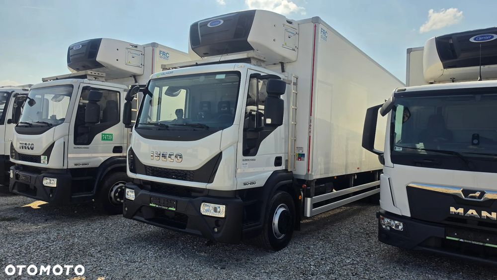 Iveco Eurocargo 160e25  Chłodnia 18epal  Winda  carrier1150 supra - 2