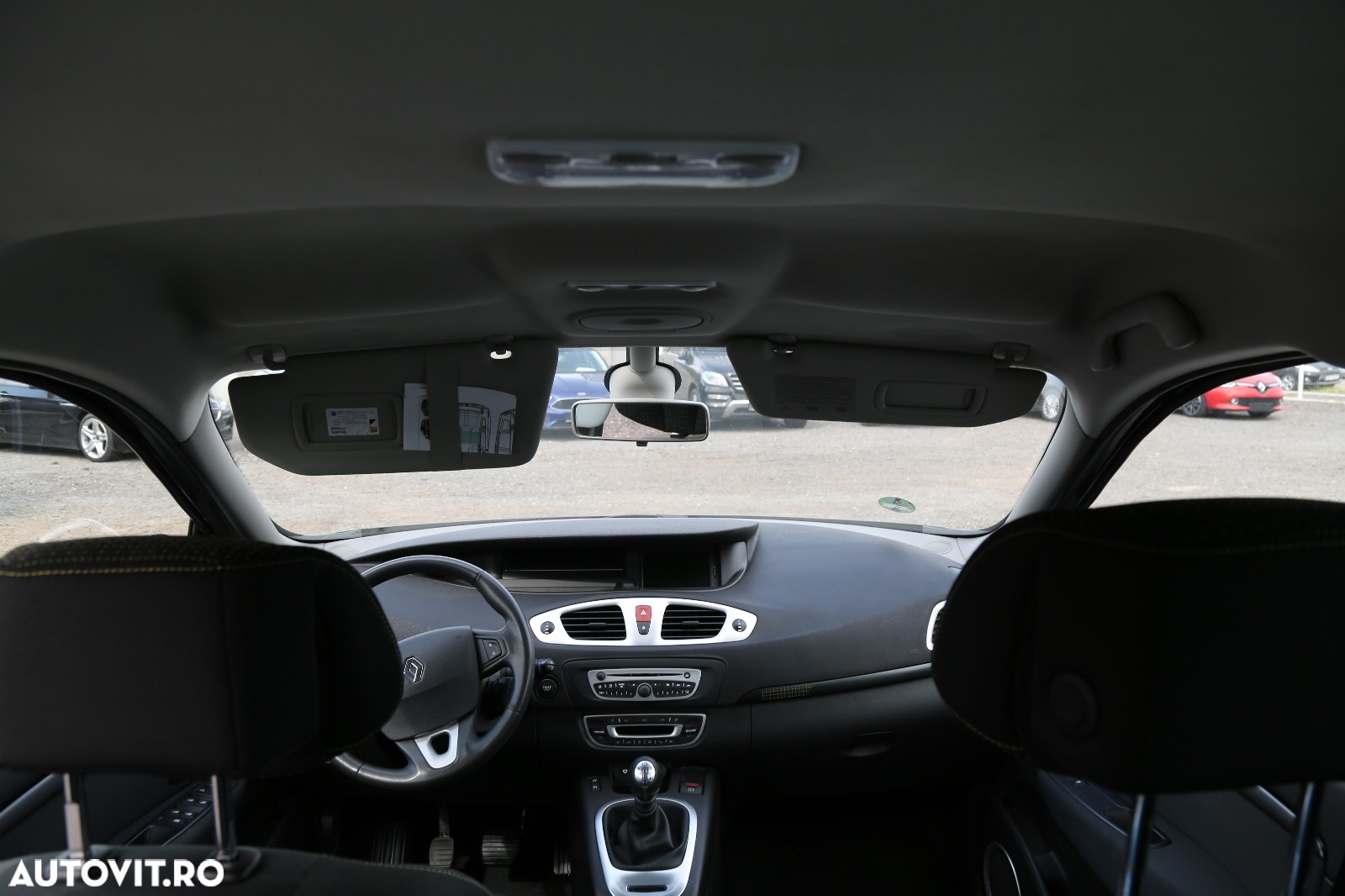 Renault Scenic 1.5 dCi Avantage - 14