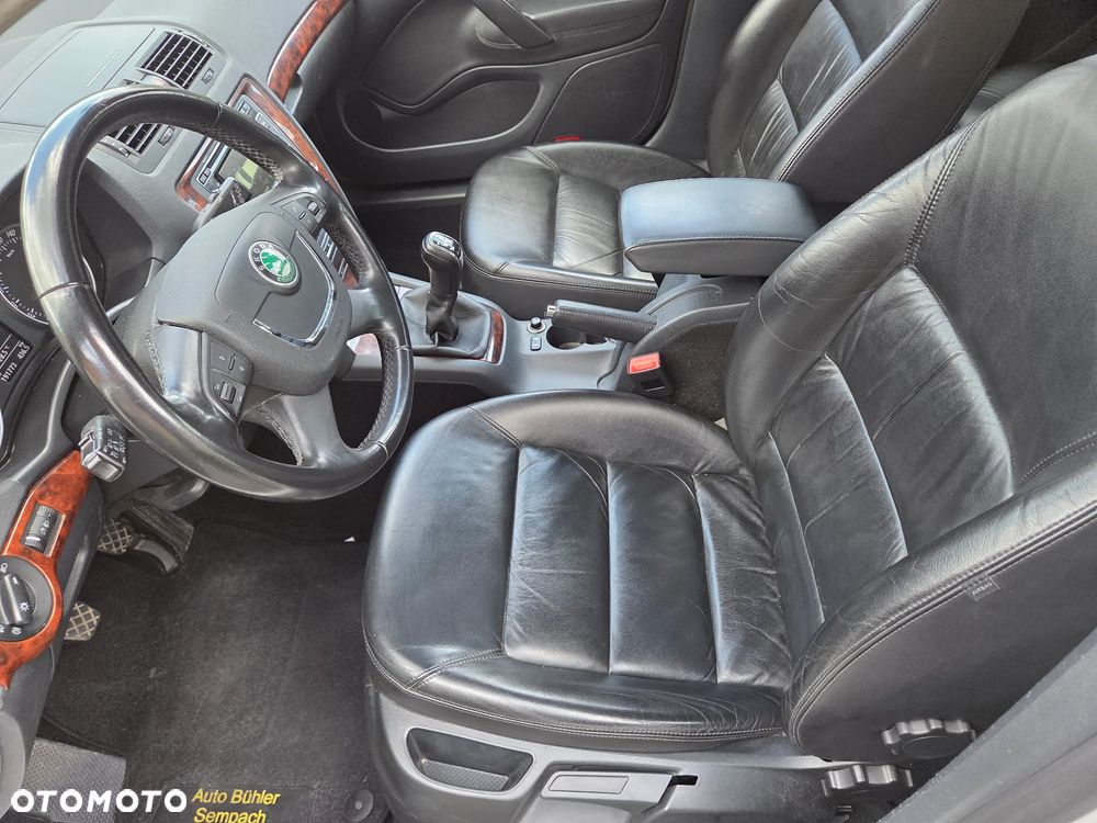 Skoda Octavia 1.6 TDI 4x4 Elegance - 8
