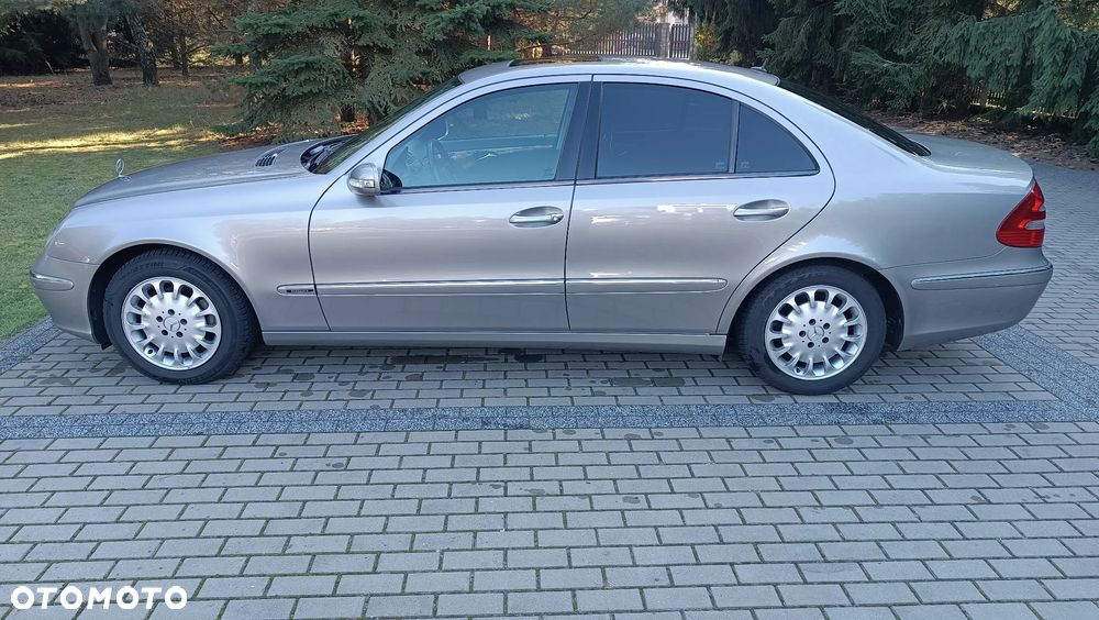 Mercedes-Benz Klasa E 200 Kompressor Automatik Elegance - 31