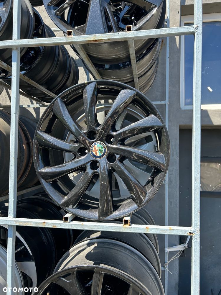 Alufelgi Alfa Romeo Giulietta 17 cali 5x110 Fiat 500X - 3