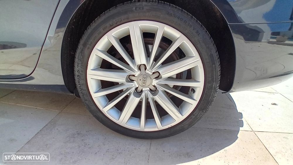 Audi A5 Sportback 2.0 TDi DPF (clean diesel) multitronic - 19