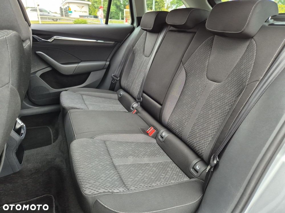 Skoda Octavia 2.0 TDI Style DSG - 16