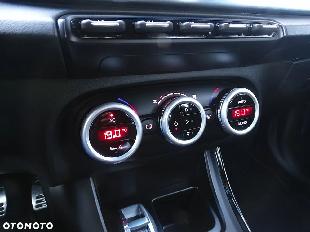 Alfa Romeo Giulietta 1.4 TB MultiAir Progression - 28