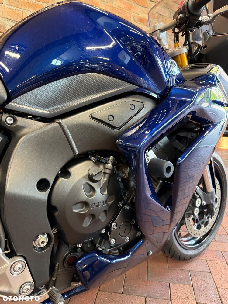 Yamaha FZ - 20
