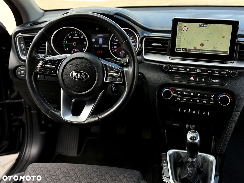 Kia Ceed 1.6 CRDi Platinum Edition - 35