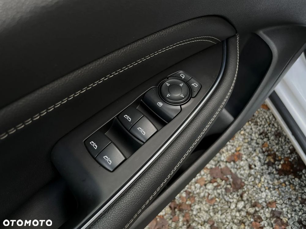 Opel Insignia 1.5 Direct InjectionT Dynamic - 34