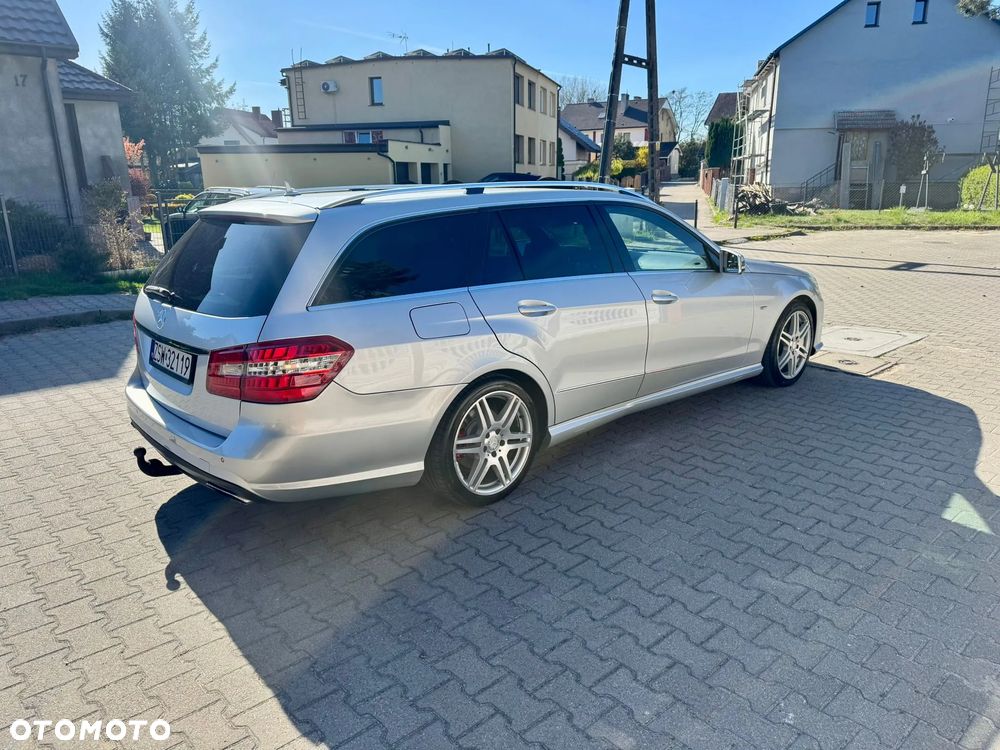 Mercedes-Benz Klasa E 350 CDI DPF BlueEFFICIENCY 7G-TRONIC Elegance - 8