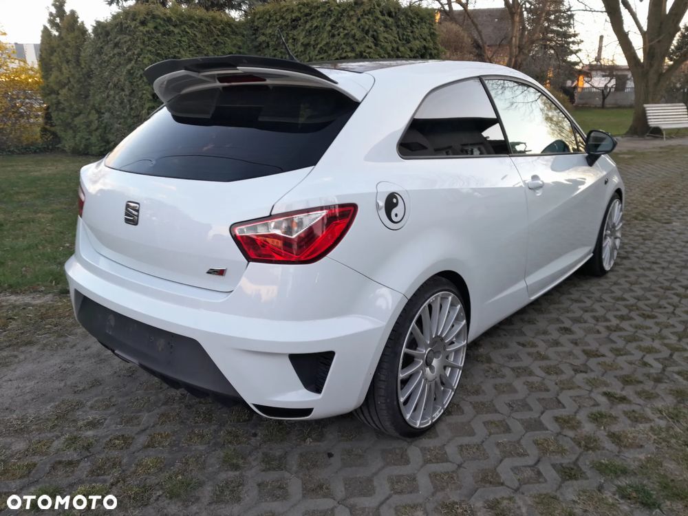 Seat Ibiza SC 1.8 TSI S&S Cupra - 3